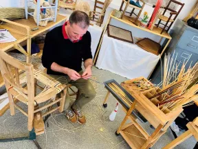 Didier en démonstration de paillage lors des JEMA 2022