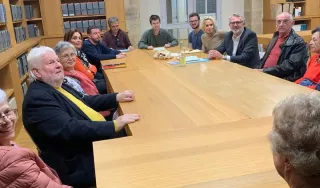 Plusieurs participants lors d'une réunion