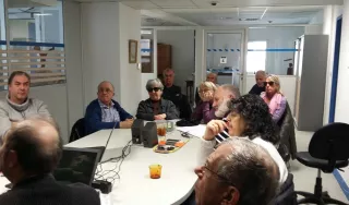 Carrefour avec participants