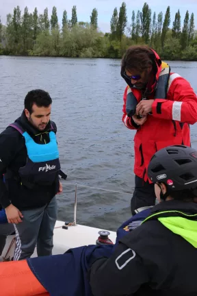 Une séance d'entrainement sur la canal de Caen